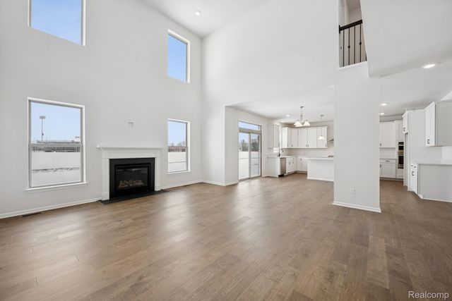 12033 Moore Lane, Washington Township, MI 48094