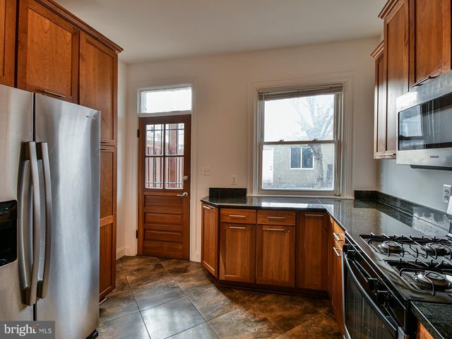 1208 FAIRMONT ST NW, Washington, DC 20009