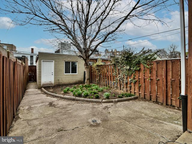 1208 FAIRMONT ST NW, Washington, DC 20009