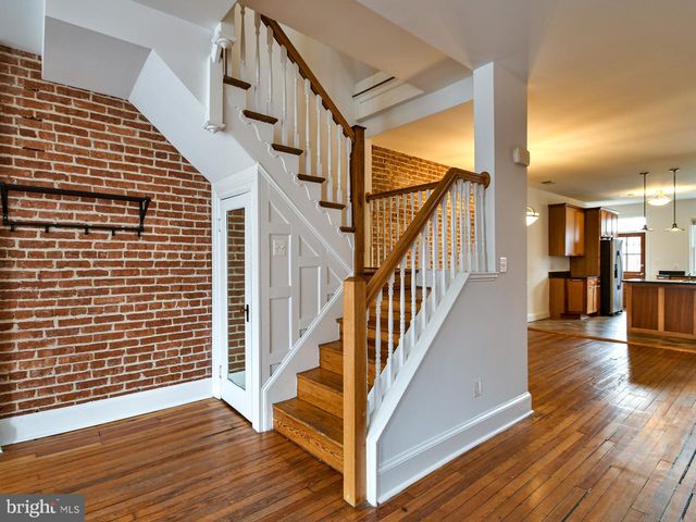 1208 FAIRMONT ST NW, Washington, DC 20009