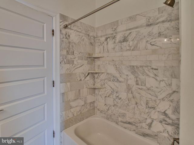 1208 FAIRMONT ST NW, Washington, DC 20009