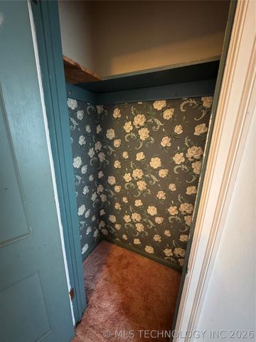 5674 Lewis Avenue, Tulsa, OK 74130