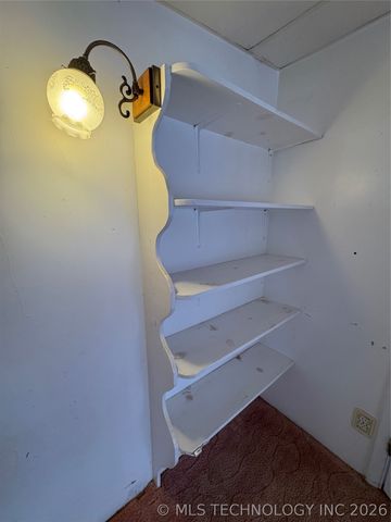 5674 Lewis Avenue, Tulsa, OK 74130