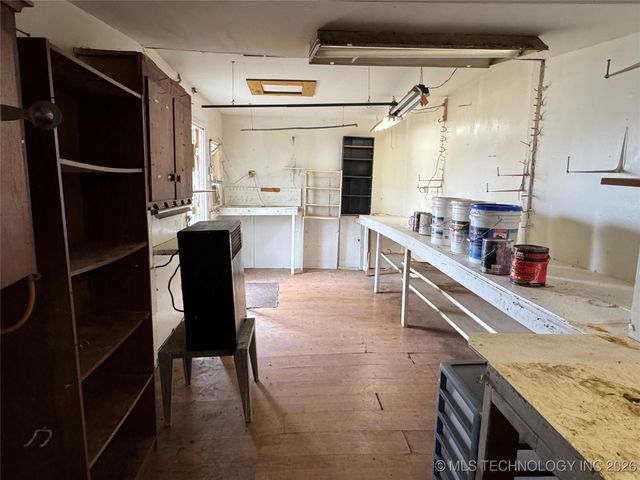 5674 Lewis Avenue, Tulsa, OK 74130