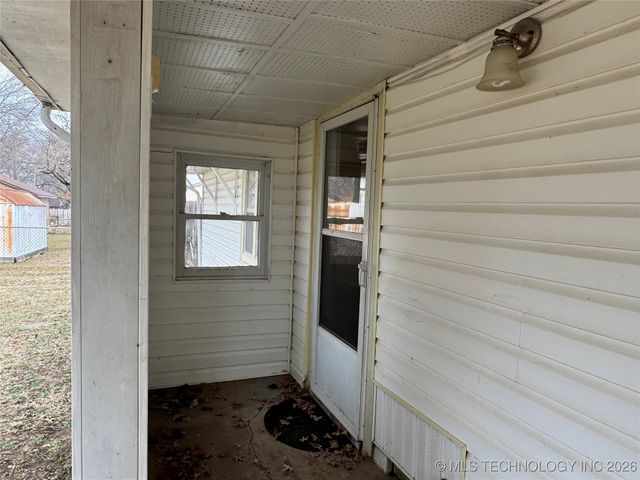 5674 Lewis Avenue, Tulsa, OK 74130