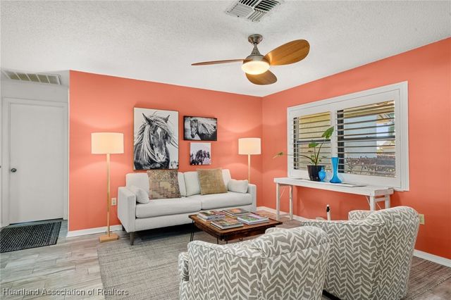 319 Grove Circle, Avon Park, FL 33825