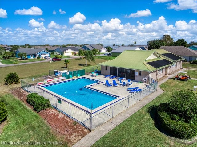 319 Grove Circle, Avon Park, FL 33825