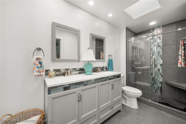 319 Grove Circle, Avon Park, FL 33825