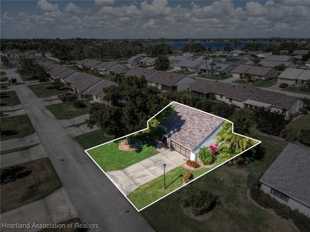 319 Grove Circle, Avon Park, FL 33825