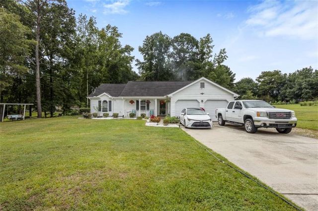 1729 Brandi Lane, Loganville, GA 30052