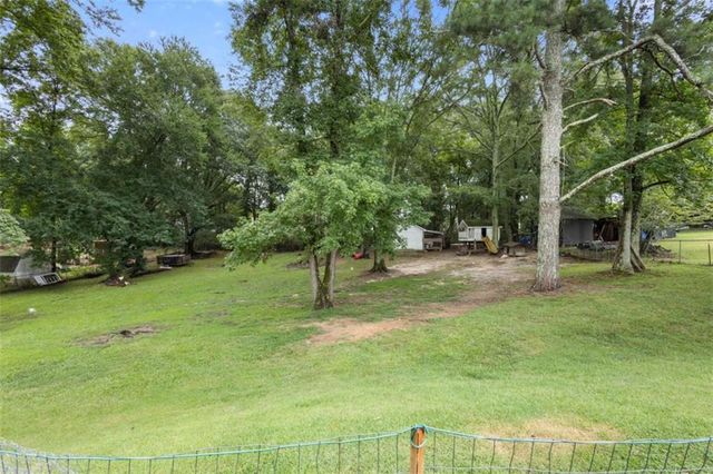 1729 Brandi Lane, Loganville, GA 30052