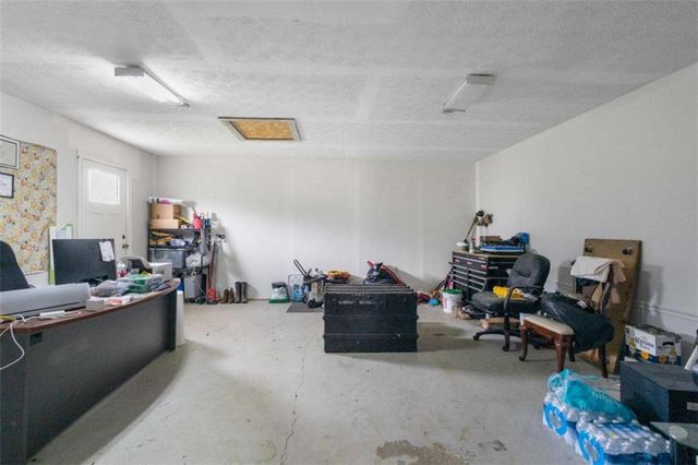 1729 Brandi Lane, Loganville, GA 30052