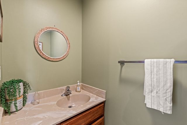 174 Lowell Road Q66, Mashpee, MA 02649