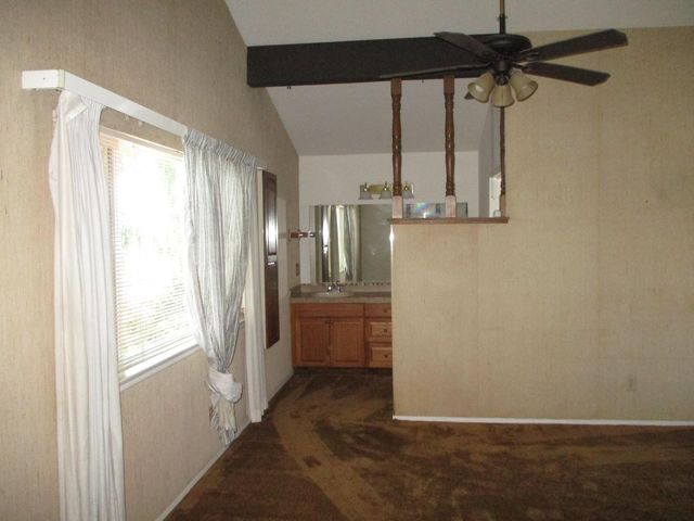 3742 Estate Dr, Stockton, CA 95209