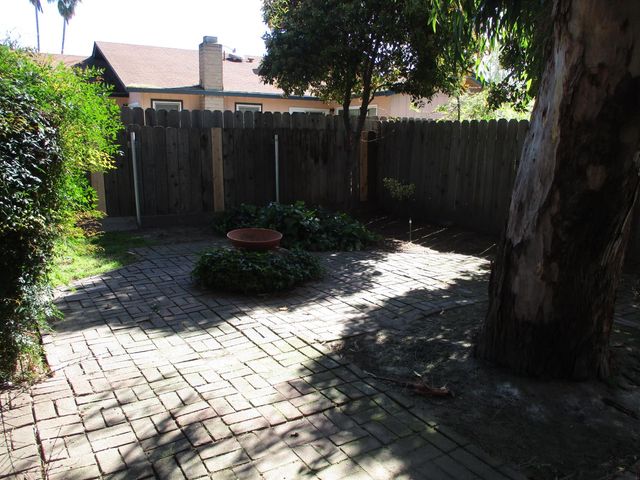 3742 Estate Dr, Stockton, CA 95209