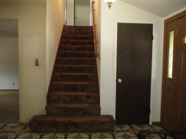 3742 Estate Dr, Stockton, CA 95209