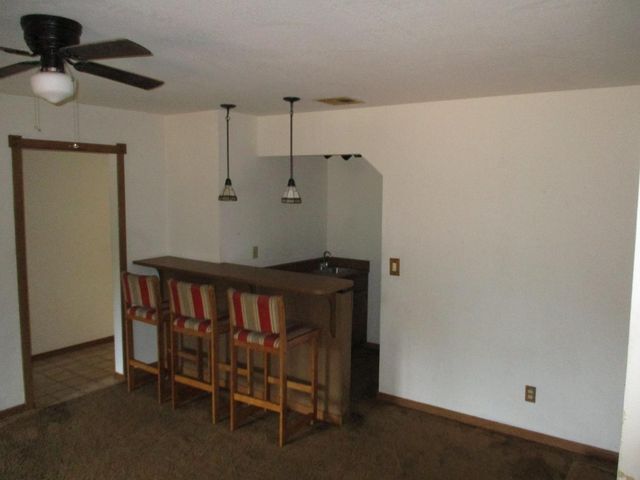 3742 Estate Dr, Stockton, CA 95209