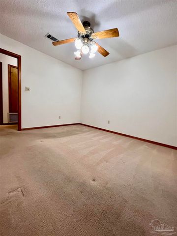 7416 Saint James Pl, Pensacola, FL 32506