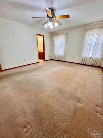 7416 Saint James Pl, Pensacola, FL 32506