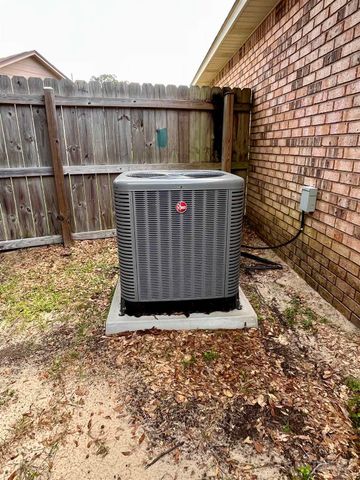 7416 Saint James Pl, Pensacola, FL 32506