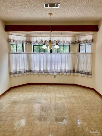 7416 Saint James Pl, Pensacola, FL 32506