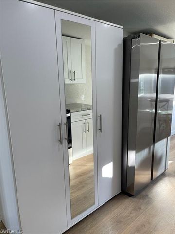 5753 Pink Panther DR, Fort Myers, FL 33908