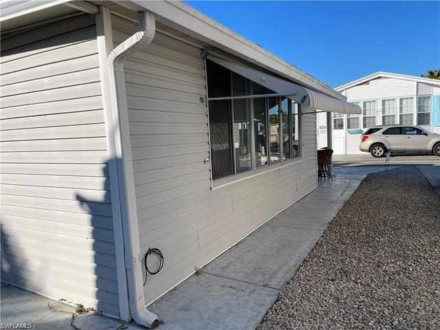 5753 Pink Panther DR, Fort Myers, FL 33908