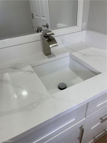 5753 Pink Panther DR, Fort Myers, FL 33908