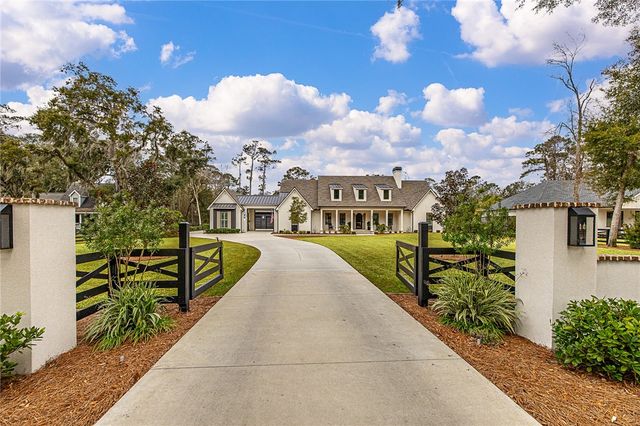 145 Butler Lake Drive, St Simons Island, GA 31522