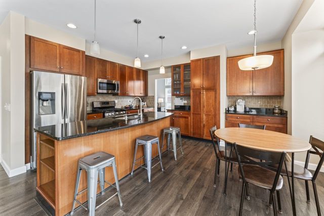 1108 Heavens Gate Drive, Lake In The Hills, IL 60156