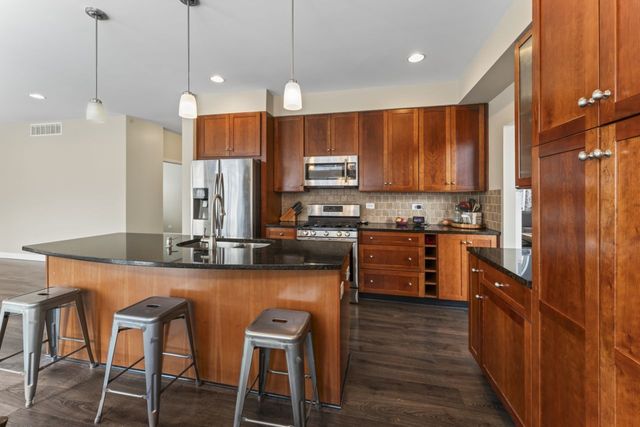 1108 Heavens Gate Drive, Lake In The Hills, IL 60156