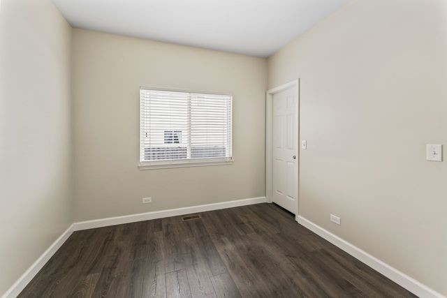 1108 Heavens Gate Drive, Lake In The Hills, IL 60156