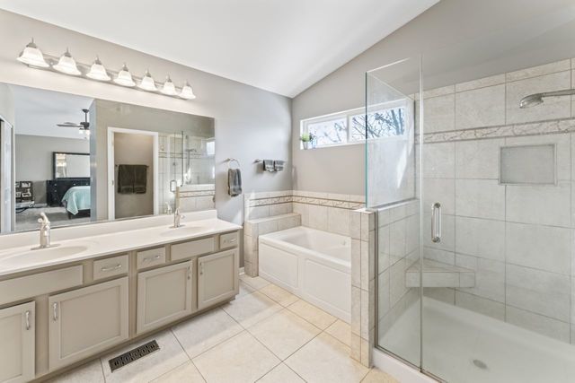 1108 Heavens Gate Drive, Lake In The Hills, IL 60156