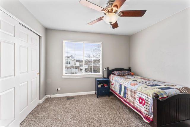 1108 Heavens Gate Drive, Lake In The Hills, IL 60156