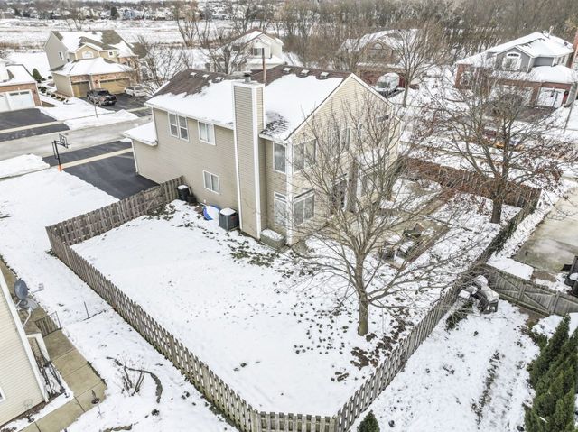 1108 Heavens Gate Drive, Lake In The Hills, IL 60156