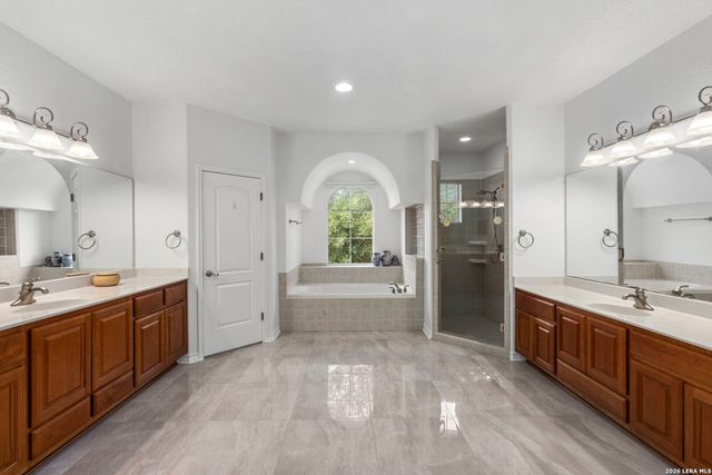 24809 Ripple Way, San Antonio, TX 78266