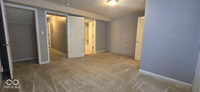 8422 Hague Road, Indianapolis, IN 46256