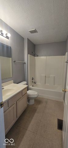 8422 Hague Road, Indianapolis, IN 46256