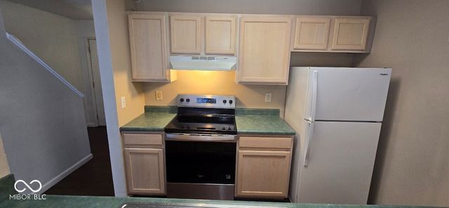 8422 Hague Road, Indianapolis, IN 46256