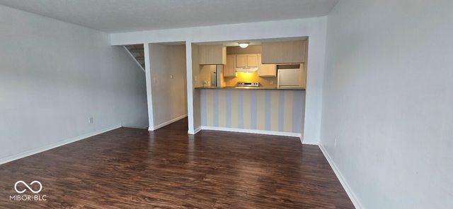 8422 Hague Road, Indianapolis, IN 46256