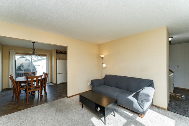 2855 24th Street NW, Rochester, MN 55901