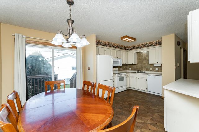 2855 24th Street NW, Rochester, MN 55901