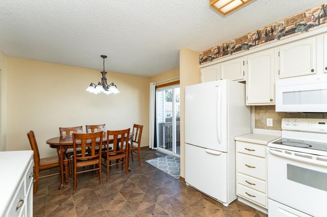 2855 24th Street NW, Rochester, MN 55901