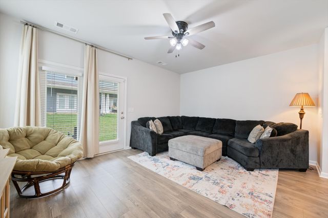 1434 Walker Way, Columbia, TN 38401