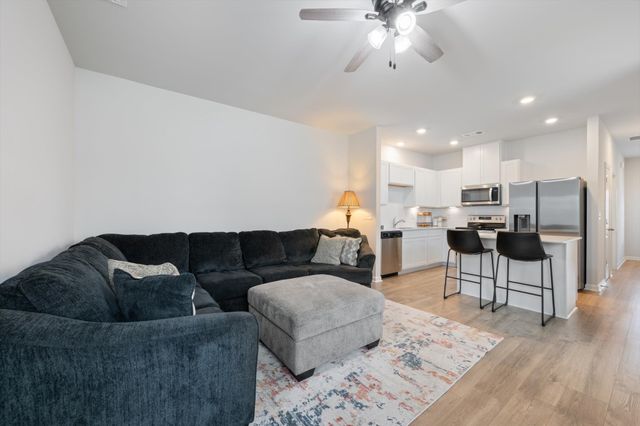 1434 Walker Way, Columbia, TN 38401