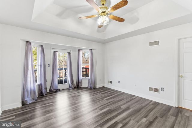 172 MUSTANG DR, Falling Waters, WV 25419