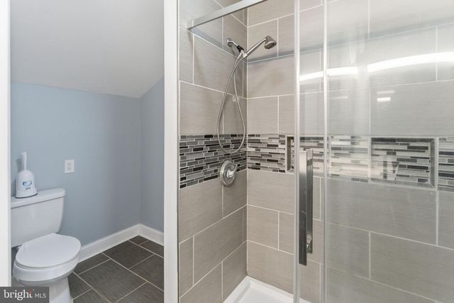 172 MUSTANG DR, Falling Waters, WV 25419