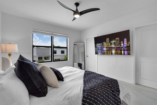 387 NW 17th Street, Fort Lauderdale, FL 33311