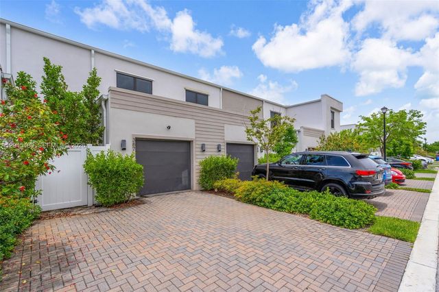 387 NW 17th Street, Fort Lauderdale, FL 33311
