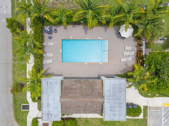 387 NW 17th Street, Fort Lauderdale, FL 33311